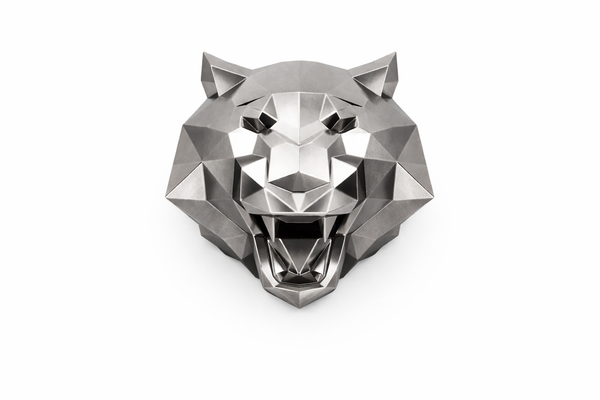 Sculpture murale design en métal d'une tête de loup géométrique